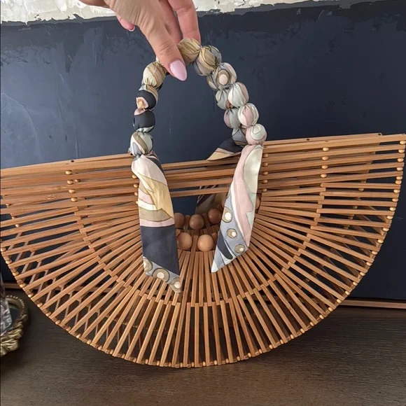 Cult Gaia Bamboo Ark Bag with Multicolor Scarf - Picture 1 of 7